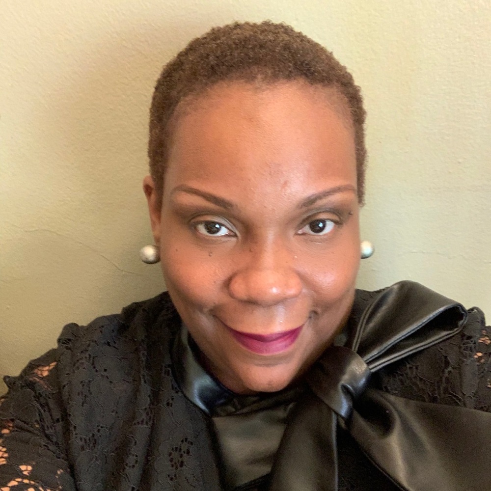 Meet your Posher, Lazetta